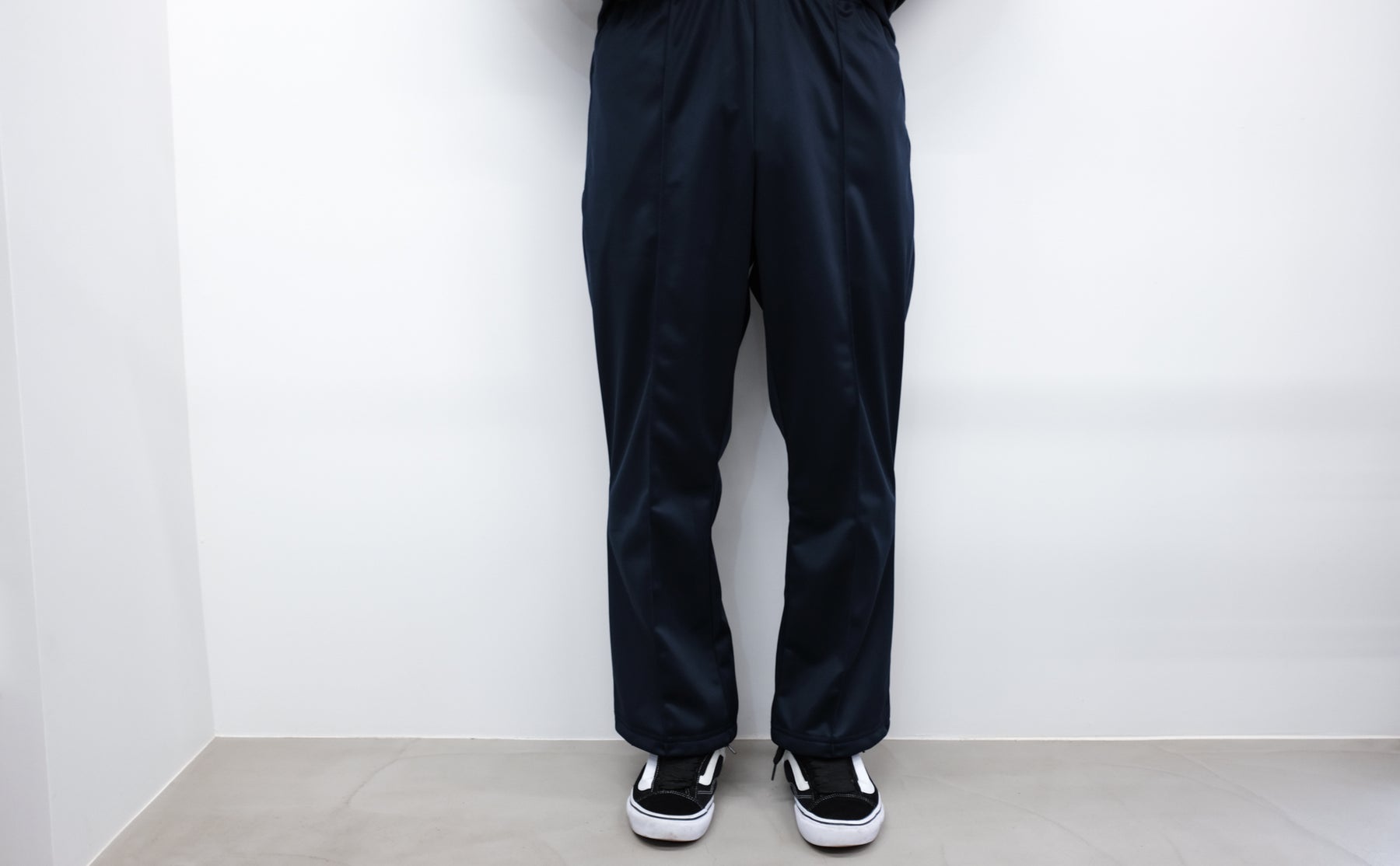 <span style="color: #f50b0b;">Last One</span> WILLY CHAVARRIA / BOOGIE NIGHT TRACK PANT NAVY