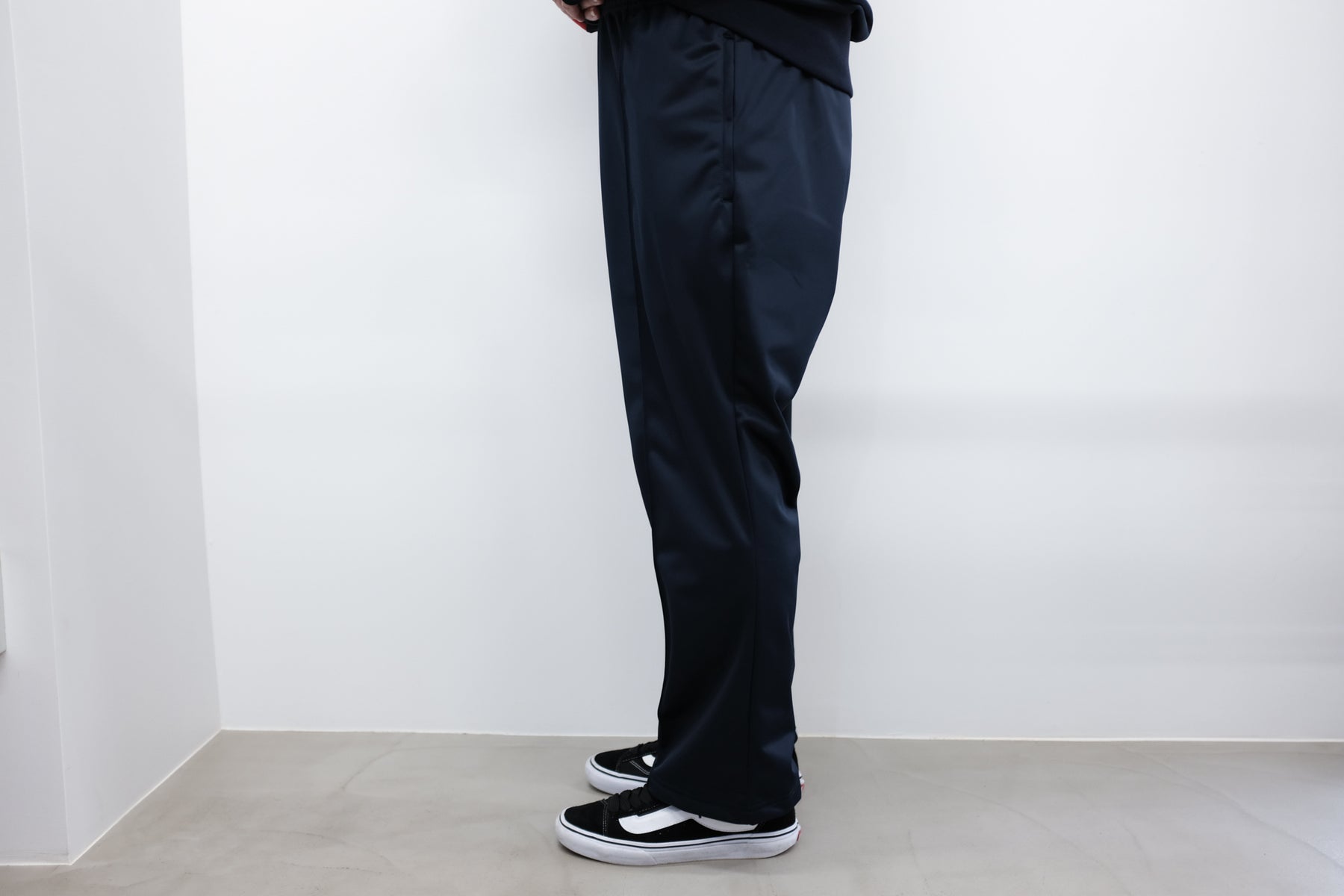 <span style="color: #f50b0b;">Last One</span> WILLY CHAVARRIA / BOOGIE NIGHT TRACK PANT NAVY