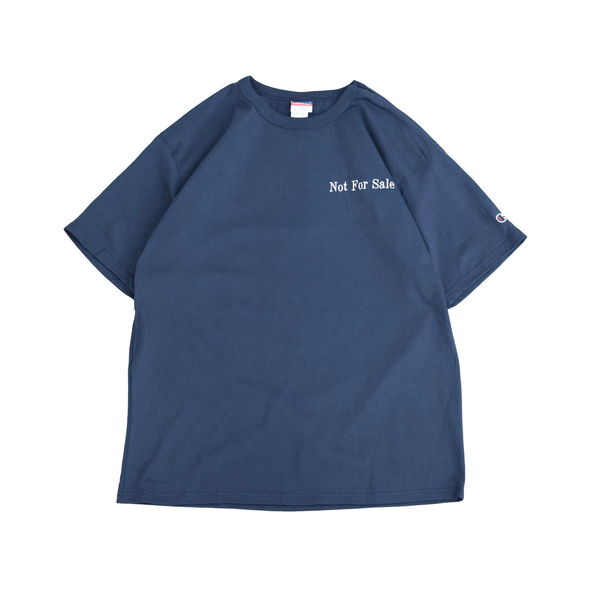 CCTB / NOT FOR SALE T Community Center Tokyo Branch初のオリジナルアイテム。某ボディのHeritage 7oz. Jersey T-Shirtを使用。胸に「Not For Sale」の刺繍。NAVYボディにはWHITEで施しています。正面画像。