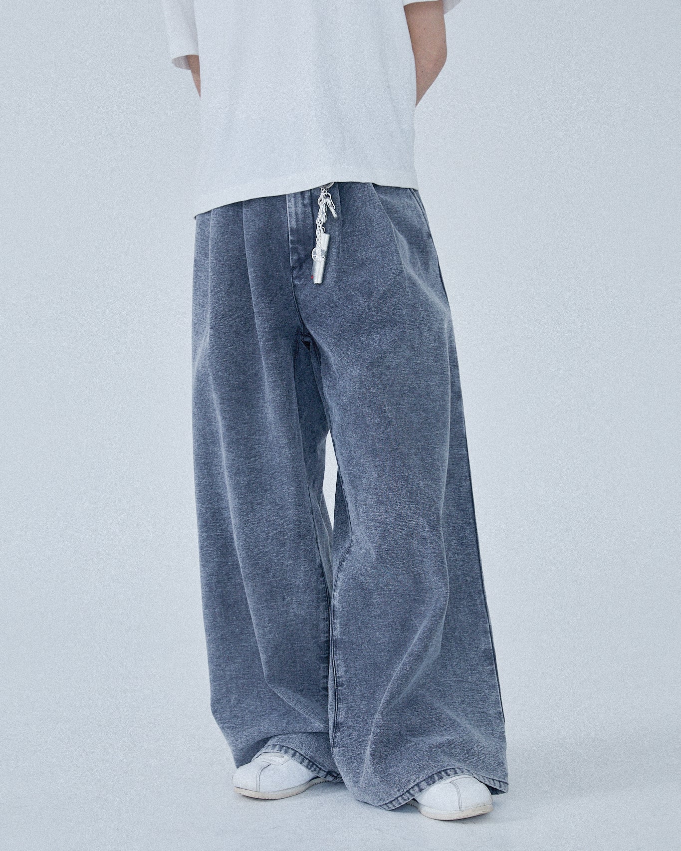 ERL / UNISEX PLEATED JEANS WOVEN BLACK