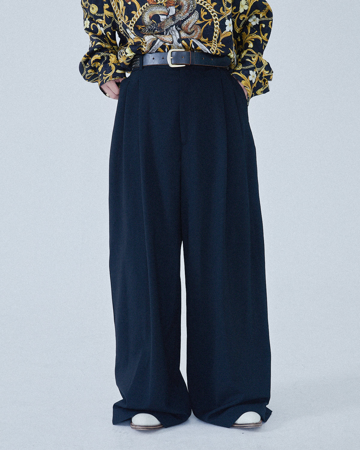 LU'U DAN / JUMBO WIDE LEG TROUSERS BLACK