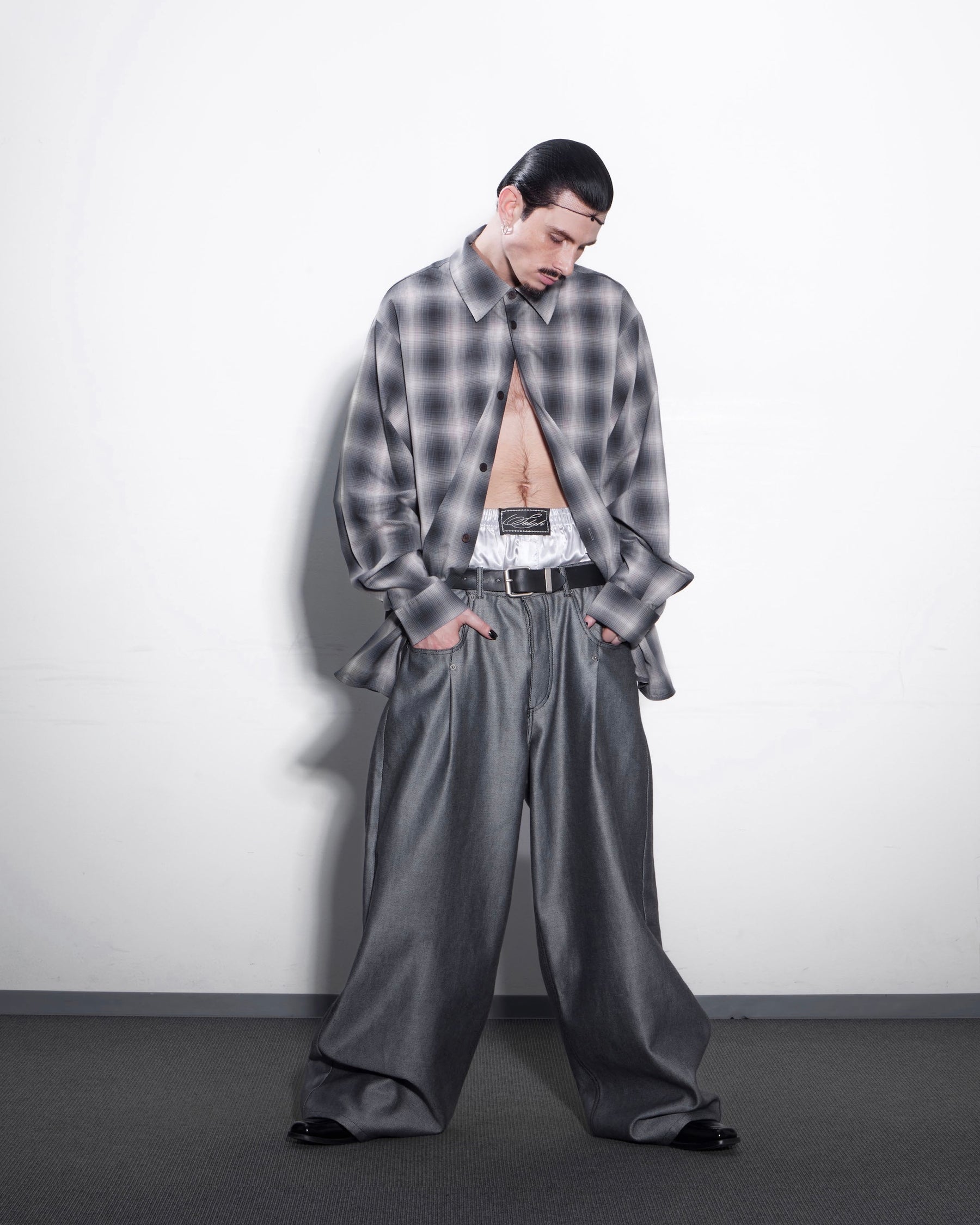 <span style="color: #f50b0b;">Last One</span>  1313 SELAH / MAXIMO DENIM PANTS SILVER