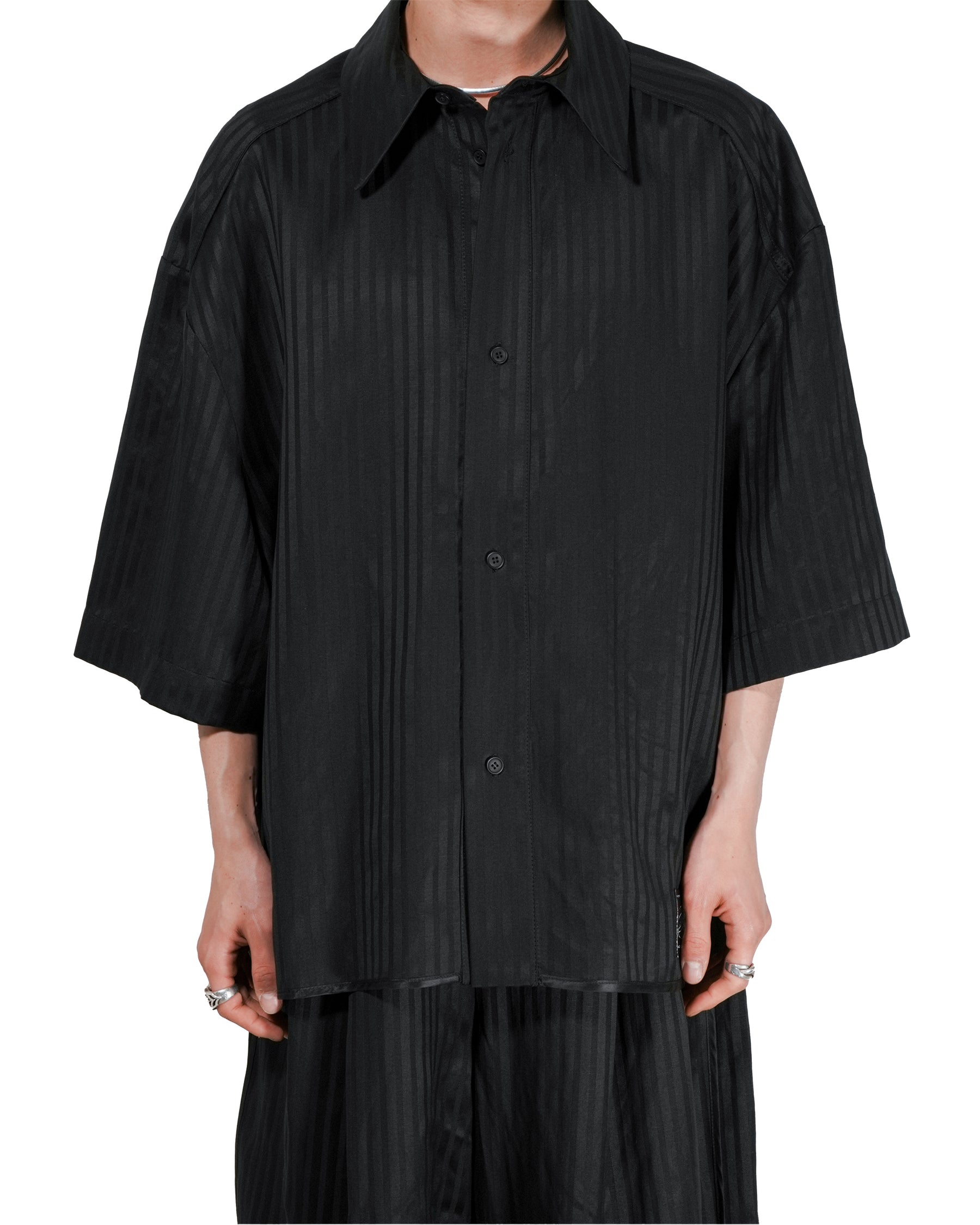 1313_SELAH_MALO_SHORTSLEEVE_SHIRT_BLACK_TONAL_PINSTRIPE_2