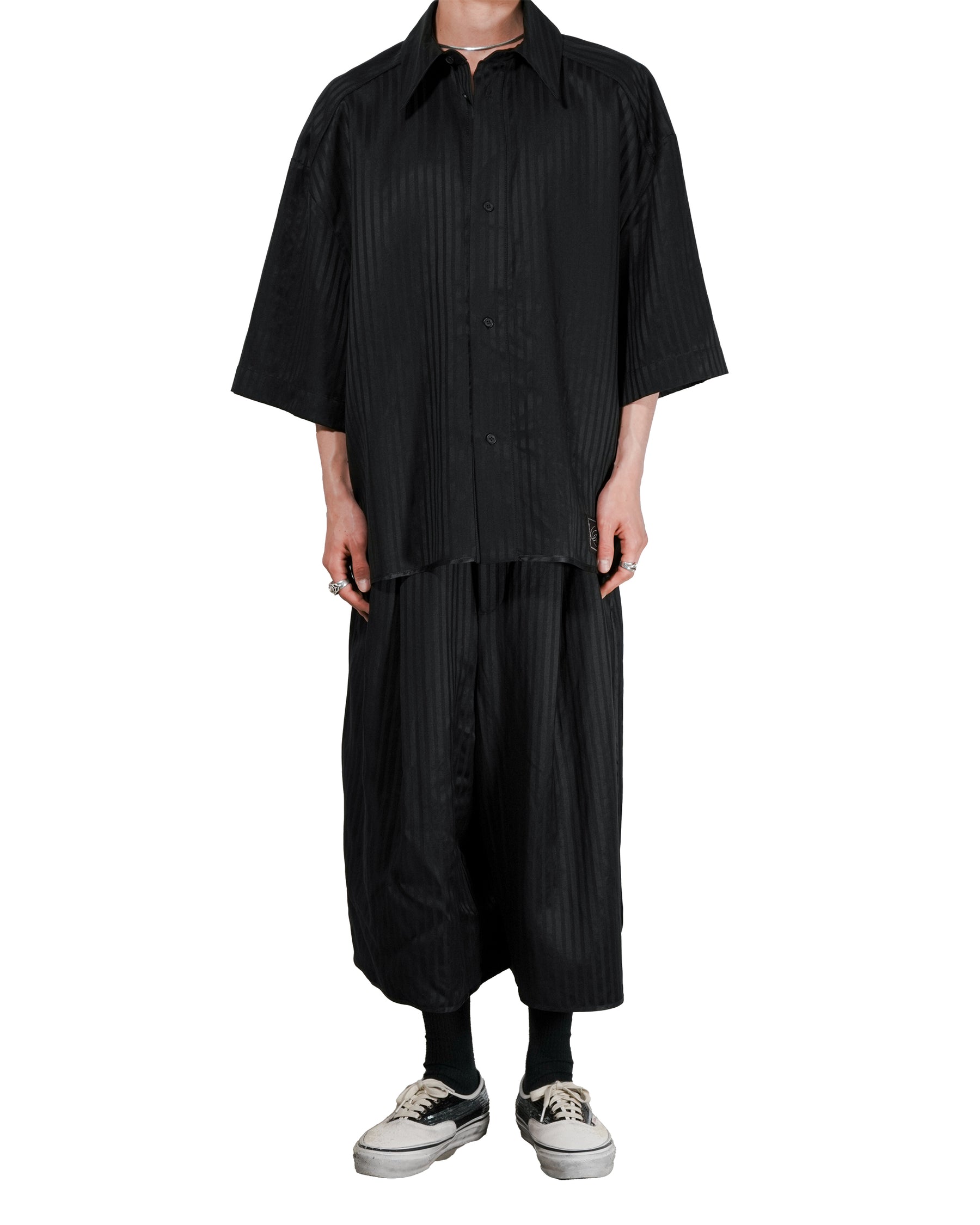 1313_SELAH_MALO_SHORTSLEEVE_SHIRT_BLACK_TONAL_PINSTRIPE_7