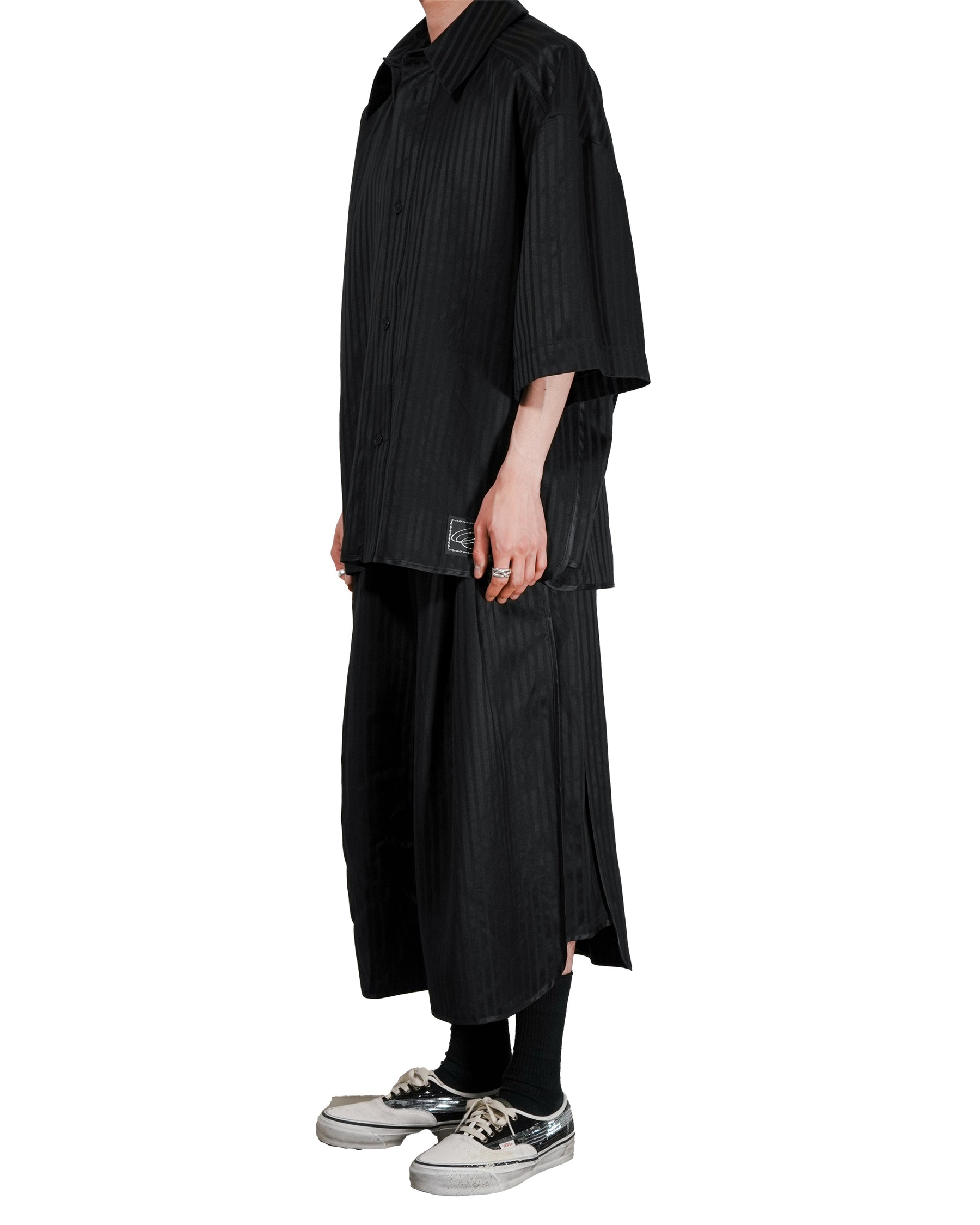 1313_SELAH_MALO_SHORTSLEEVE_SHIRT_BLACK_TONAL_PINSTRIPE_5