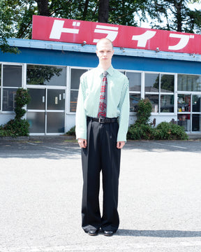 <span style="color: #f50b0b;">Last One</span> TENDER PERSON / STRIPE DRESS SHIRT GREEN STRIPE