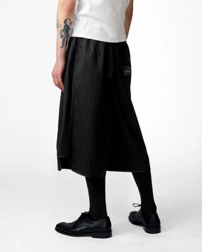 1313 SELAH / WENA SHORTS BLACK “TONAL PINSTRIPE”