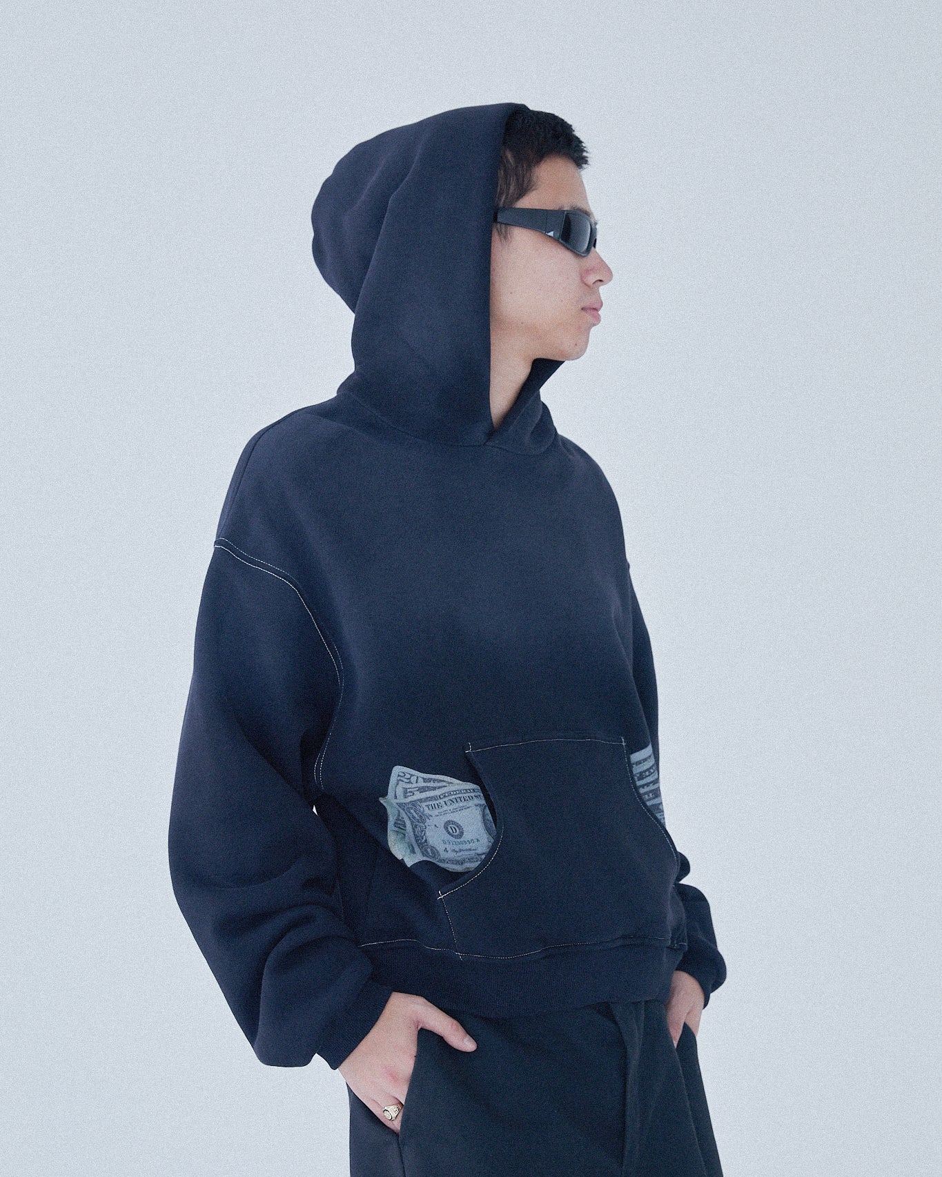ERL / UNISEX MONEY HOODIE KNIT BLACK