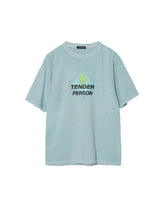 <span style="color: #f50b0b;">Last One</span> TENDER PERSON / MASSIVE LOGO TEE ICE BLUE