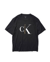 Calvin Klein / PRINTED LOGO TEE BLACK