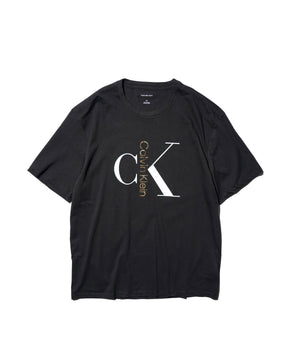 Calvin Klein / PRINTED LOGO TEE BLACK