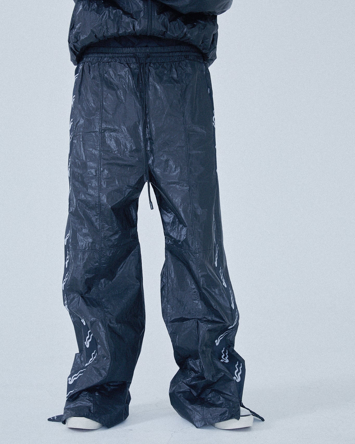 <span style="color: #f50b0b;">Last One</span> LU'U DAN / STACKED PANTS BLACK