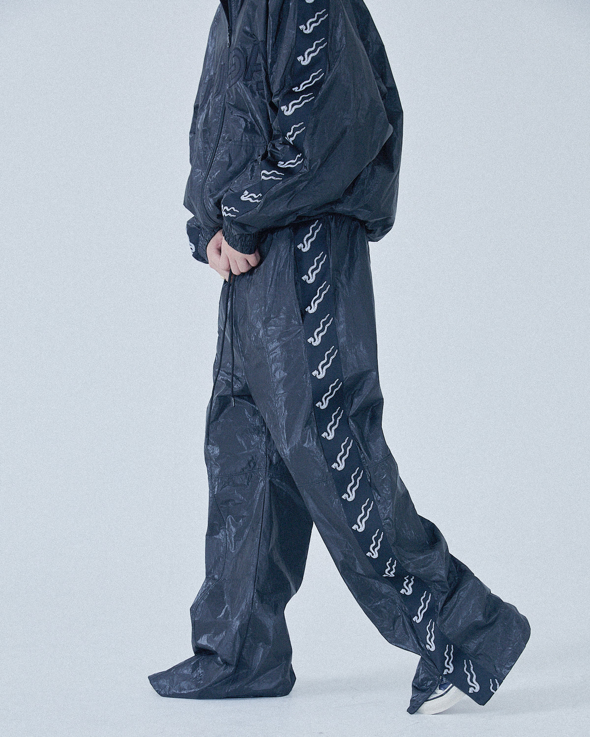 <span style="color: #f50b0b;">Last One</span> LU'U DAN / STACKED PANTS BLACK