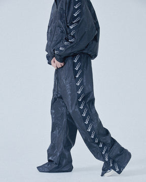 <span style="color: #f50b0b;">Last One</span> LU'U DAN / STACKED PANTS BLACK