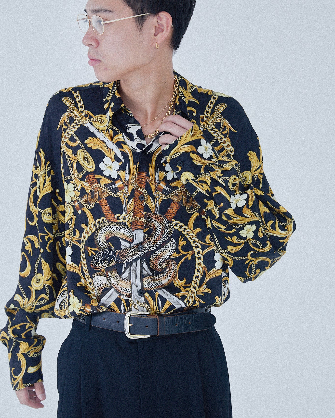 <span style="color: #f50b0b;">Last One</span> LU'U DAN / SLIM FIT SHIRT GILDED BLACK