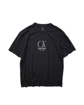Calvin Klein / PRINTED LOGO TEE BLACK