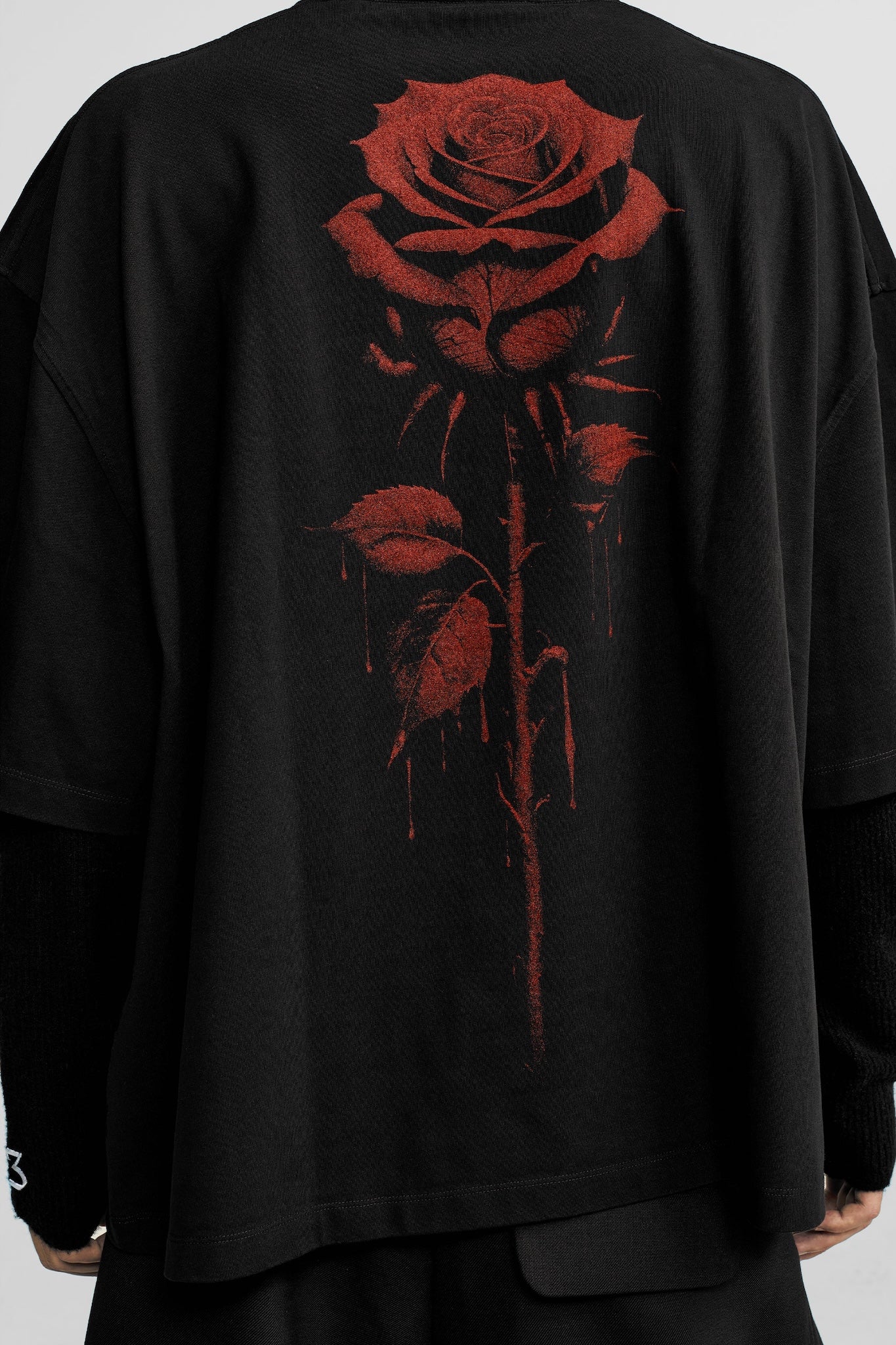 1313 SELAH / BLOOD ROSE ROSARIO TEE BLACK