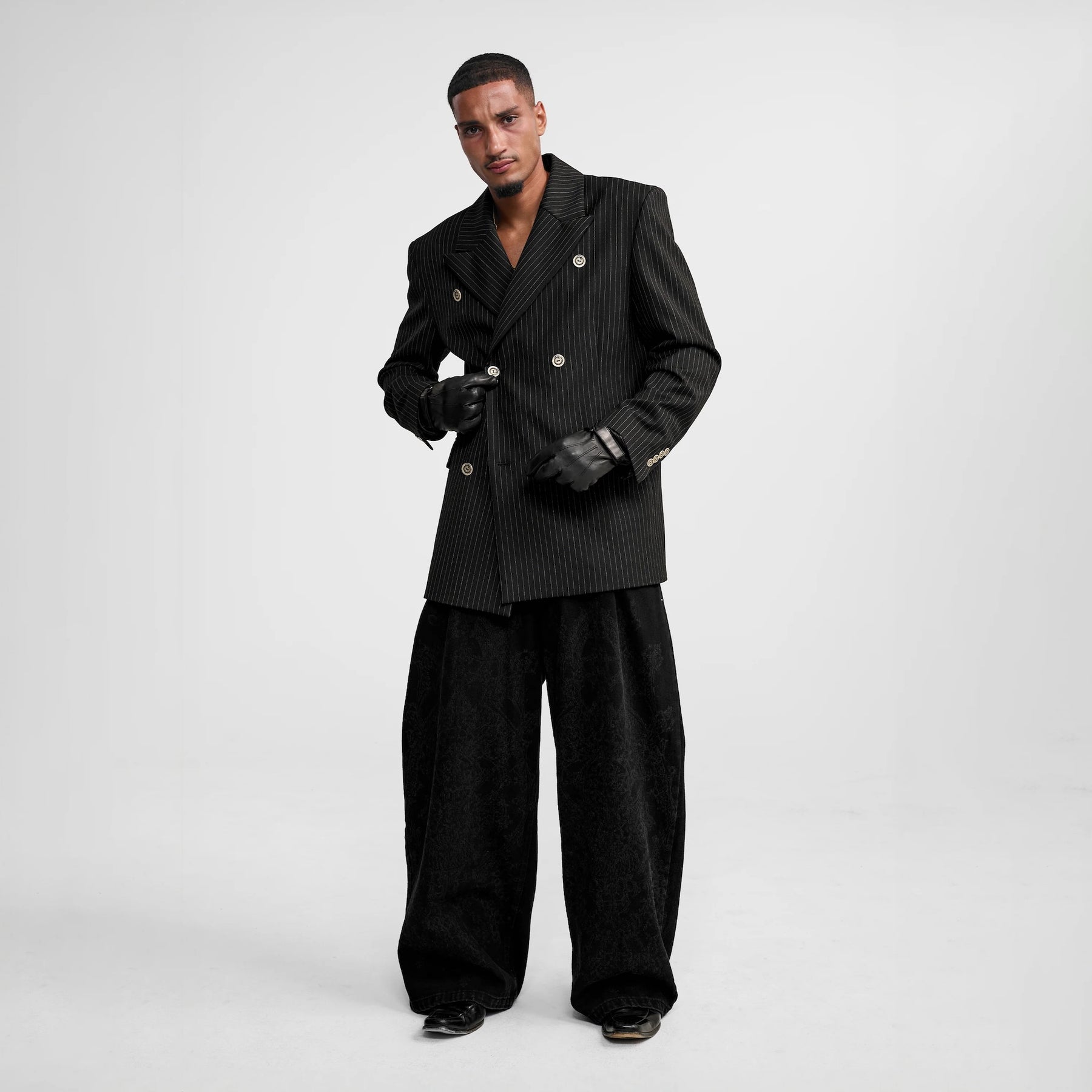 1313 SELAH / OCTAVO DOUBLE BREAST BLAZER PINSTRIPE BLACK