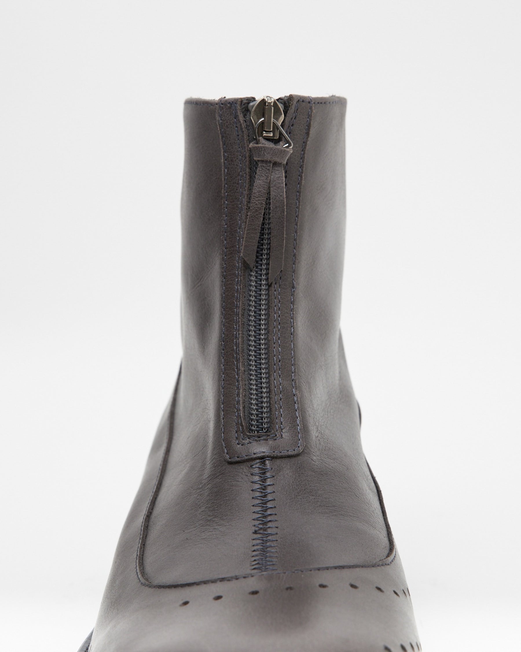 JEONGLI / COVE BOOTS (PARACIA × JEONGLI) CHARCOAL