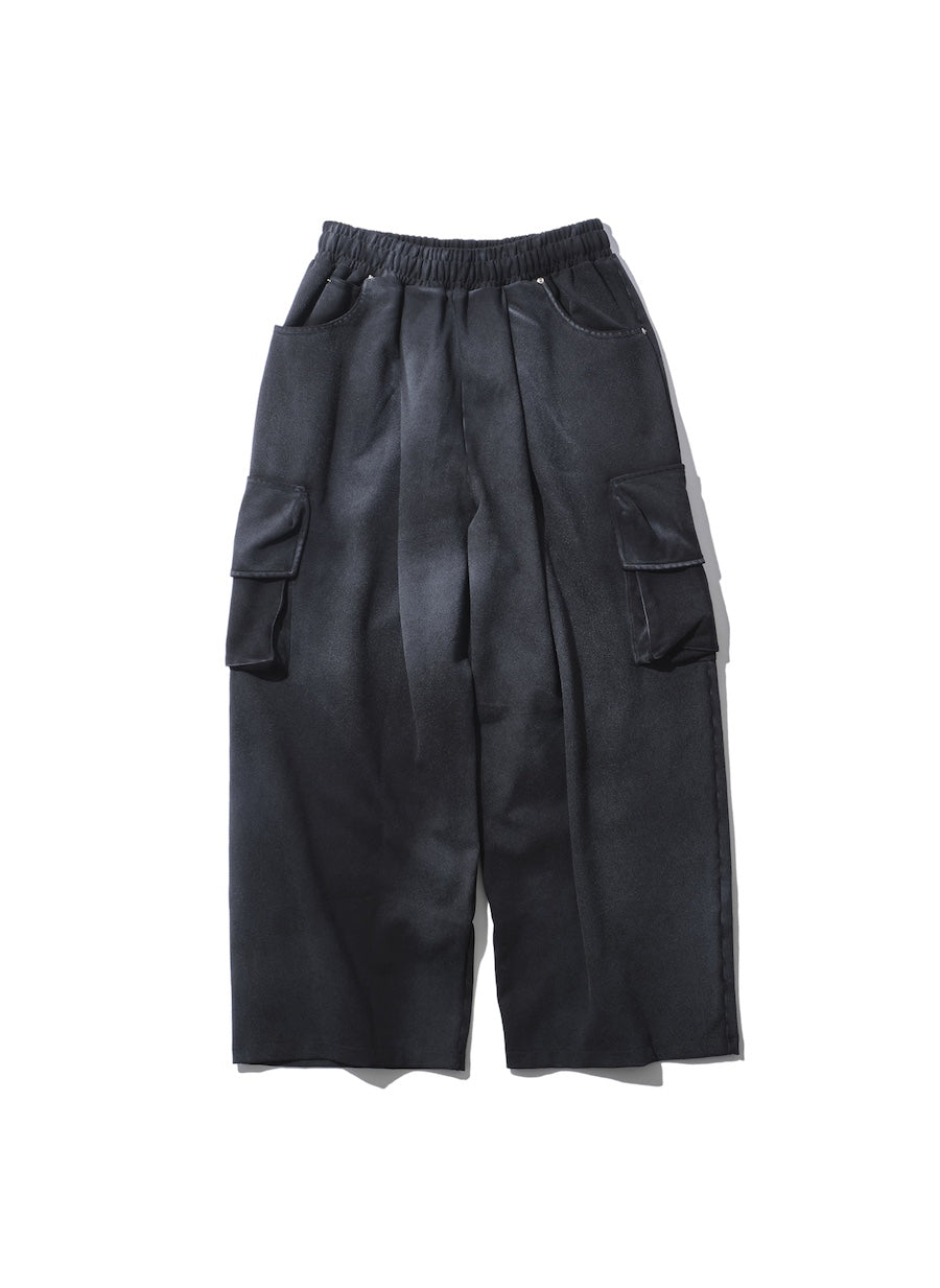 INTODUSK / CARGO KNIT PANTS PITCH BLACK