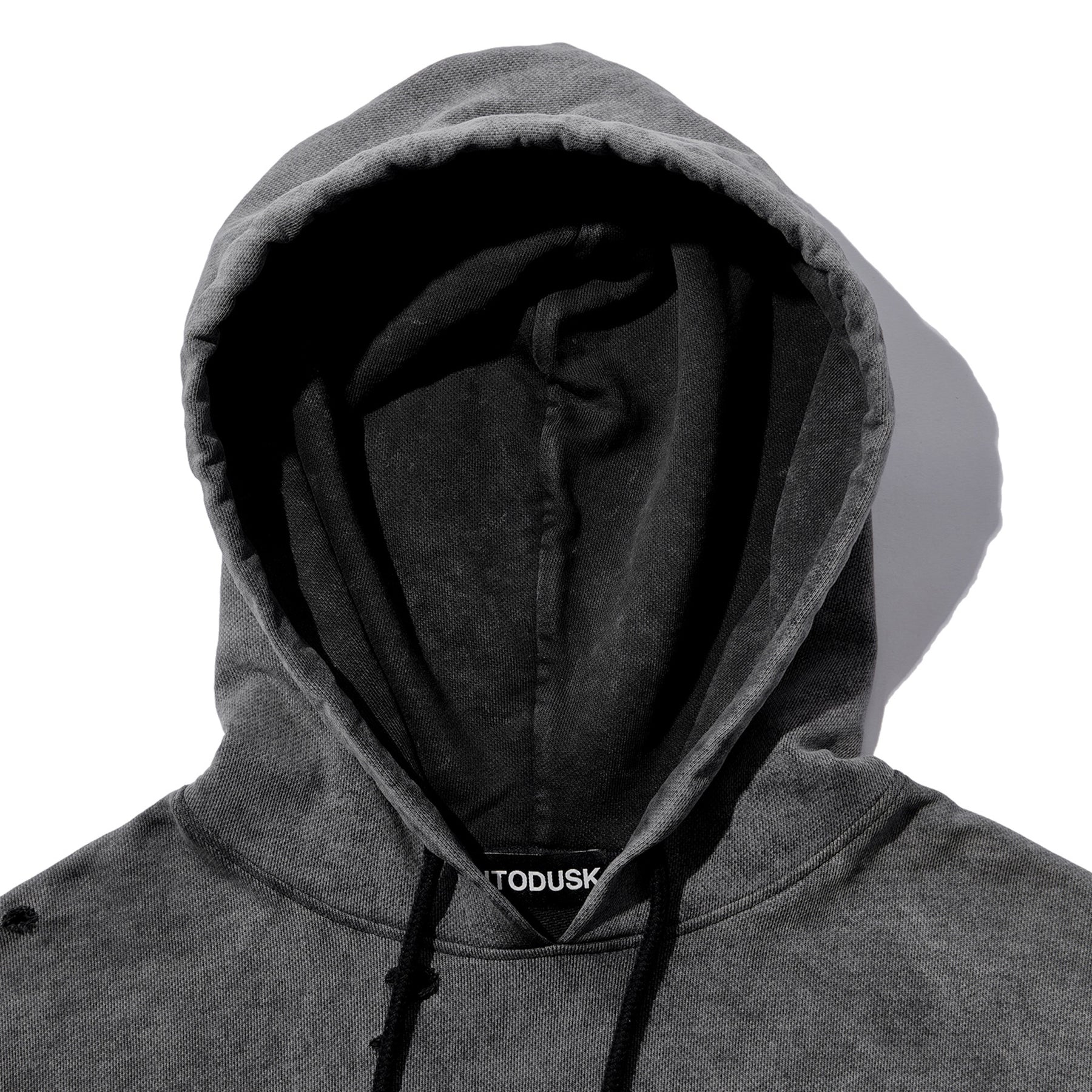 INTODUSK / CUT OUT HOODIE WASHED BLACK ORGANIC