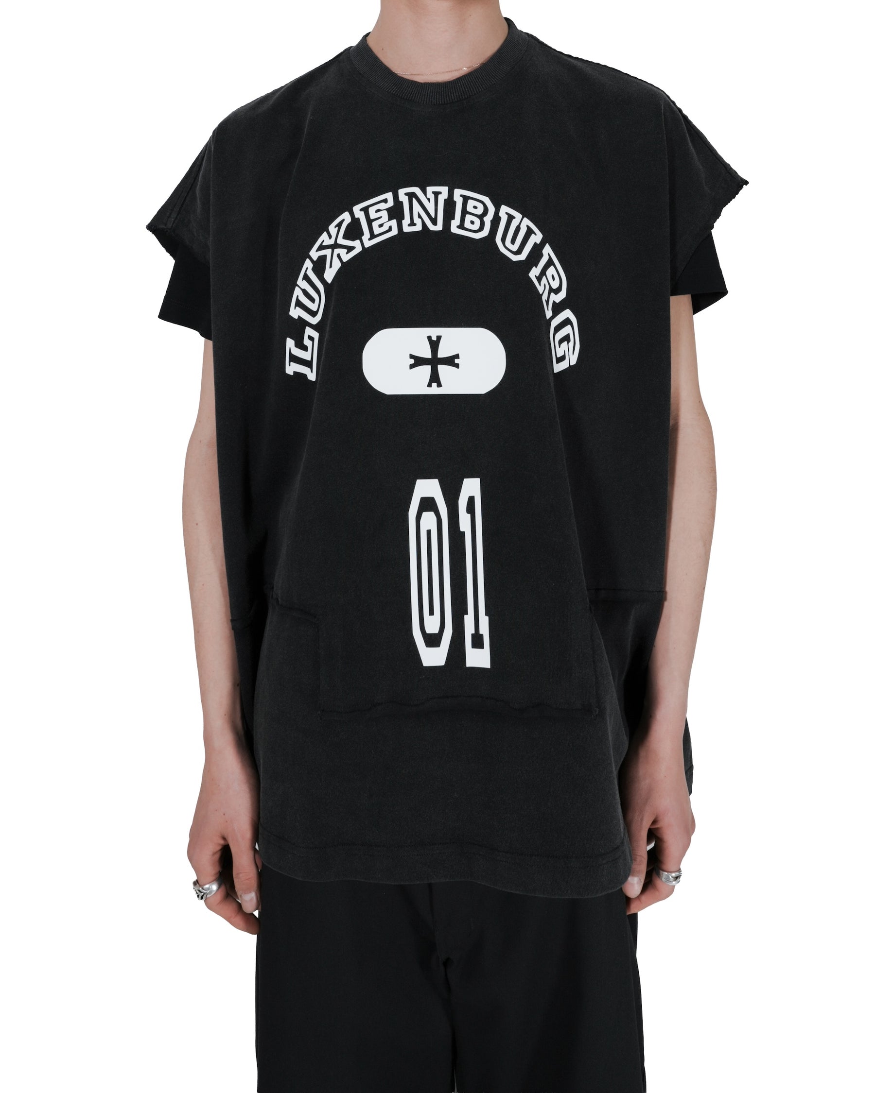 LUXENBURG / CASTLE TANK - VARSITY AGED BLACK