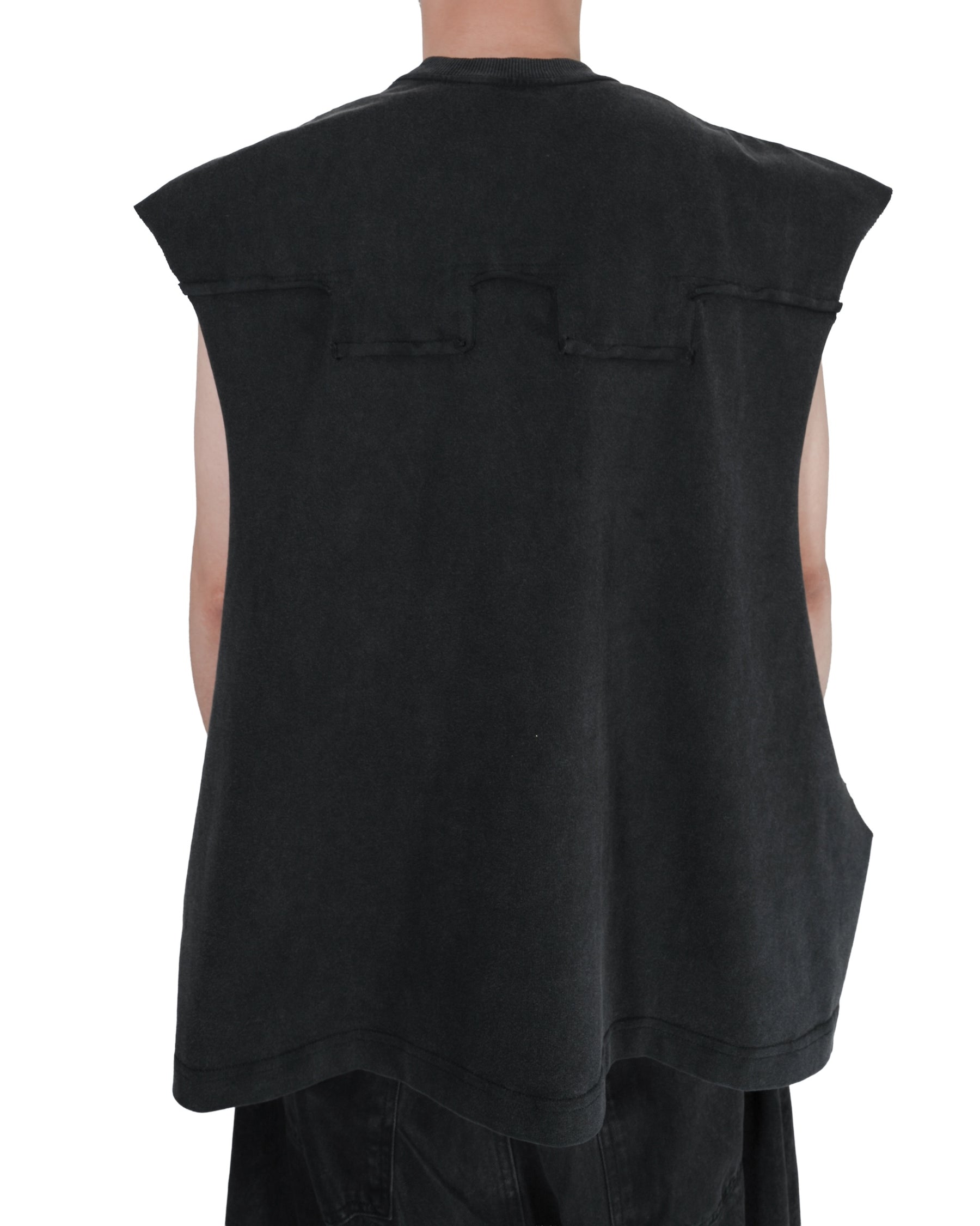 LUXENBURG / SHREDDED CASTLE TANK CHARCOAL