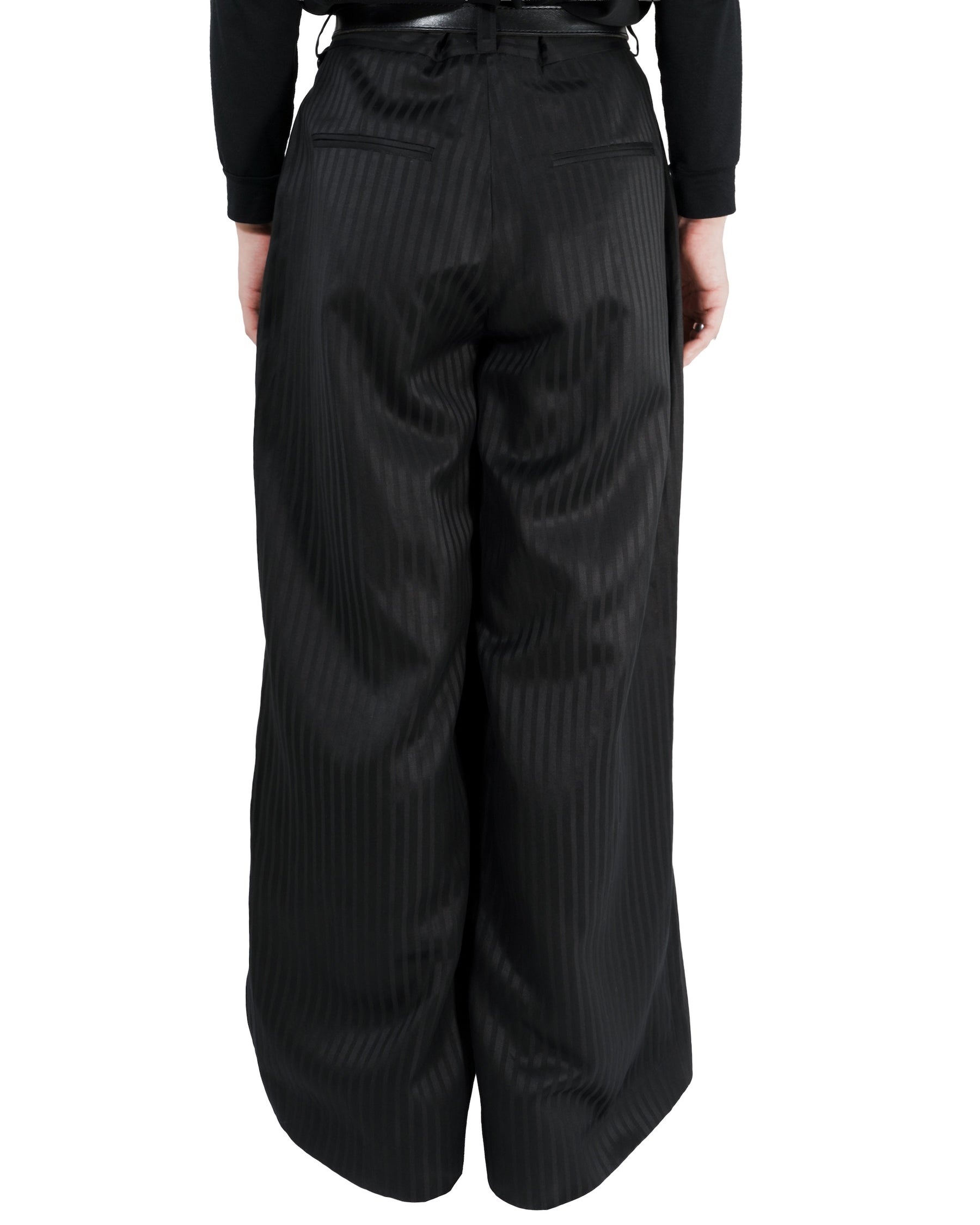 <span style="color: #f50b0b;">Last One</span> 1313 SELAH / MYKLO SUIT PANT BLACK “TONAL PINSTRIPE”
