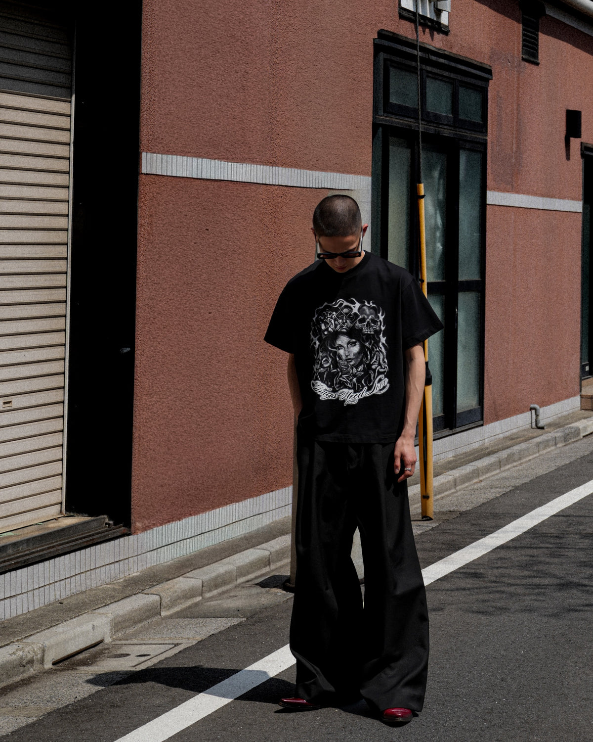 <span style="color: #f50b0b;">Last One</span> 1313 SELAH / REGULAR TATTOO TEE BLACK