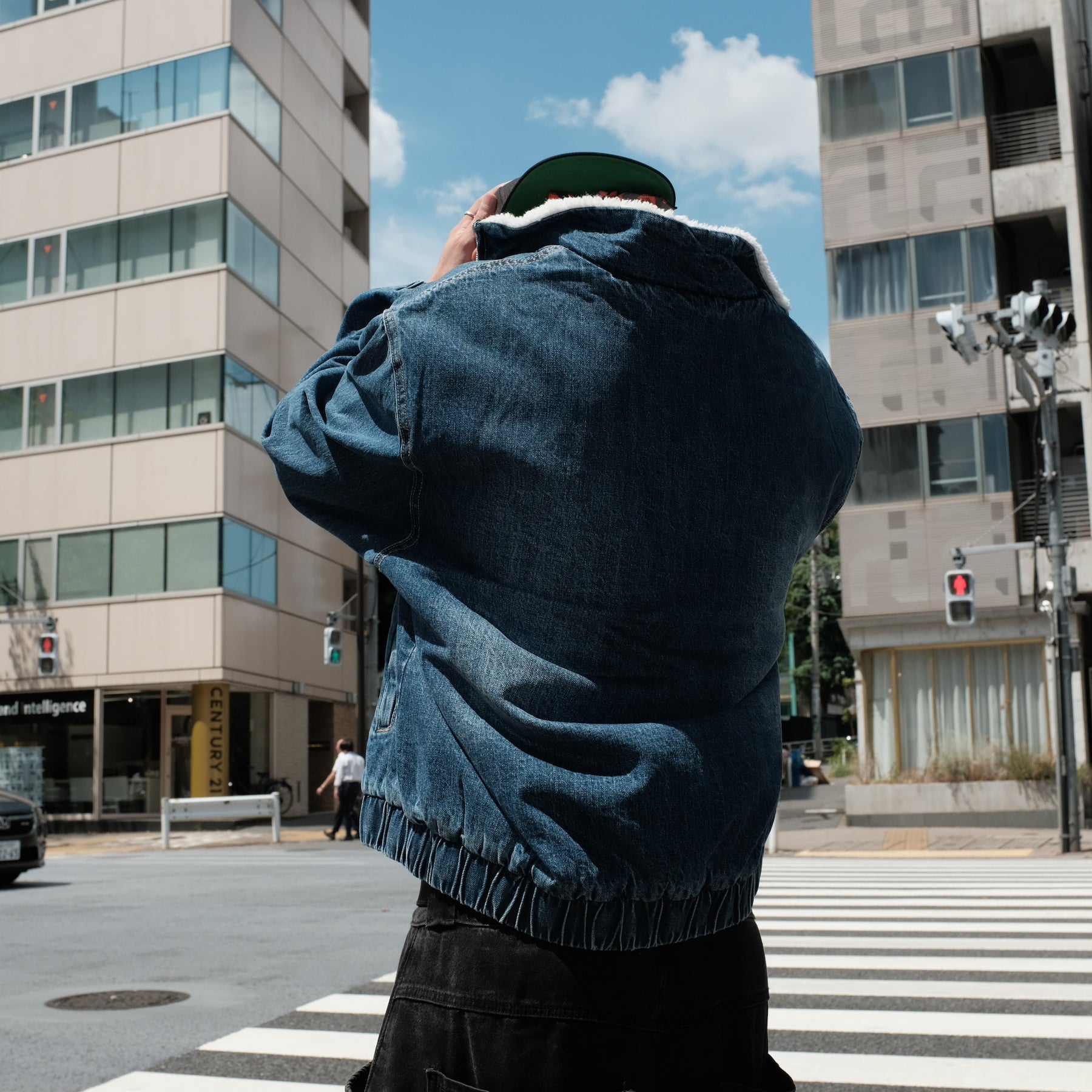 Grand Collection / DENIM SHERPA LINED TRACK JACKET