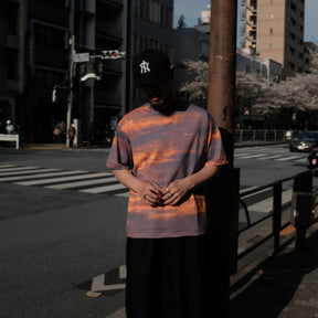 INTODUSK / DUSK SS T NAVY ORANGE