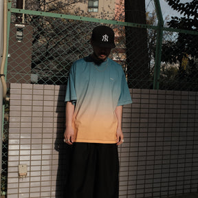INTODUSK / DUSK GRADATION SS TEE NAVY GRADATION