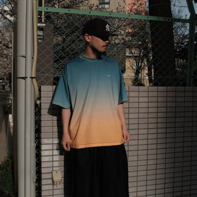 INTODUSK / DUSK GRADATION SS TEE NAVY GRADATION