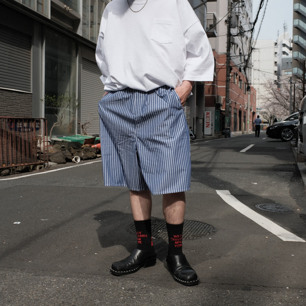 INTODUSK / BROAD SHORTS NAVY STRIPE