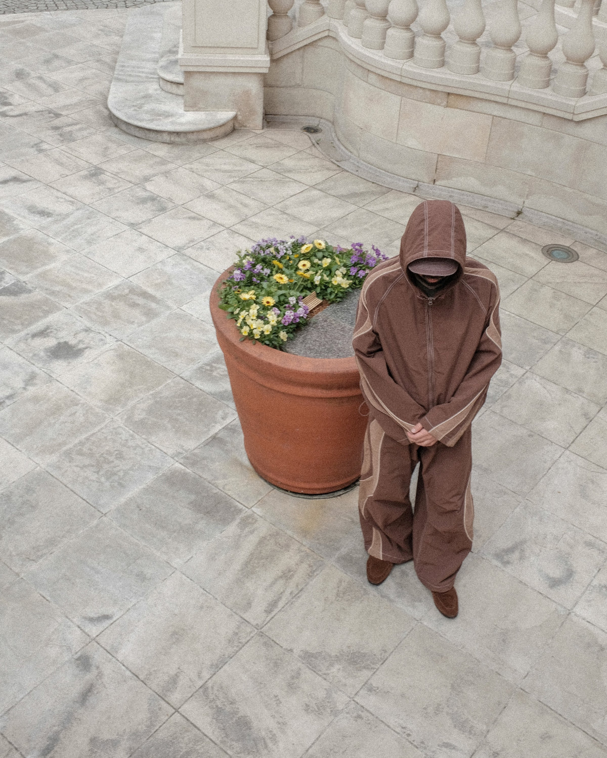 <span style="color: #f50b0b;">Last One</span> ERL / UNISEX UFO TRACK JACKET WOVEN BROWN