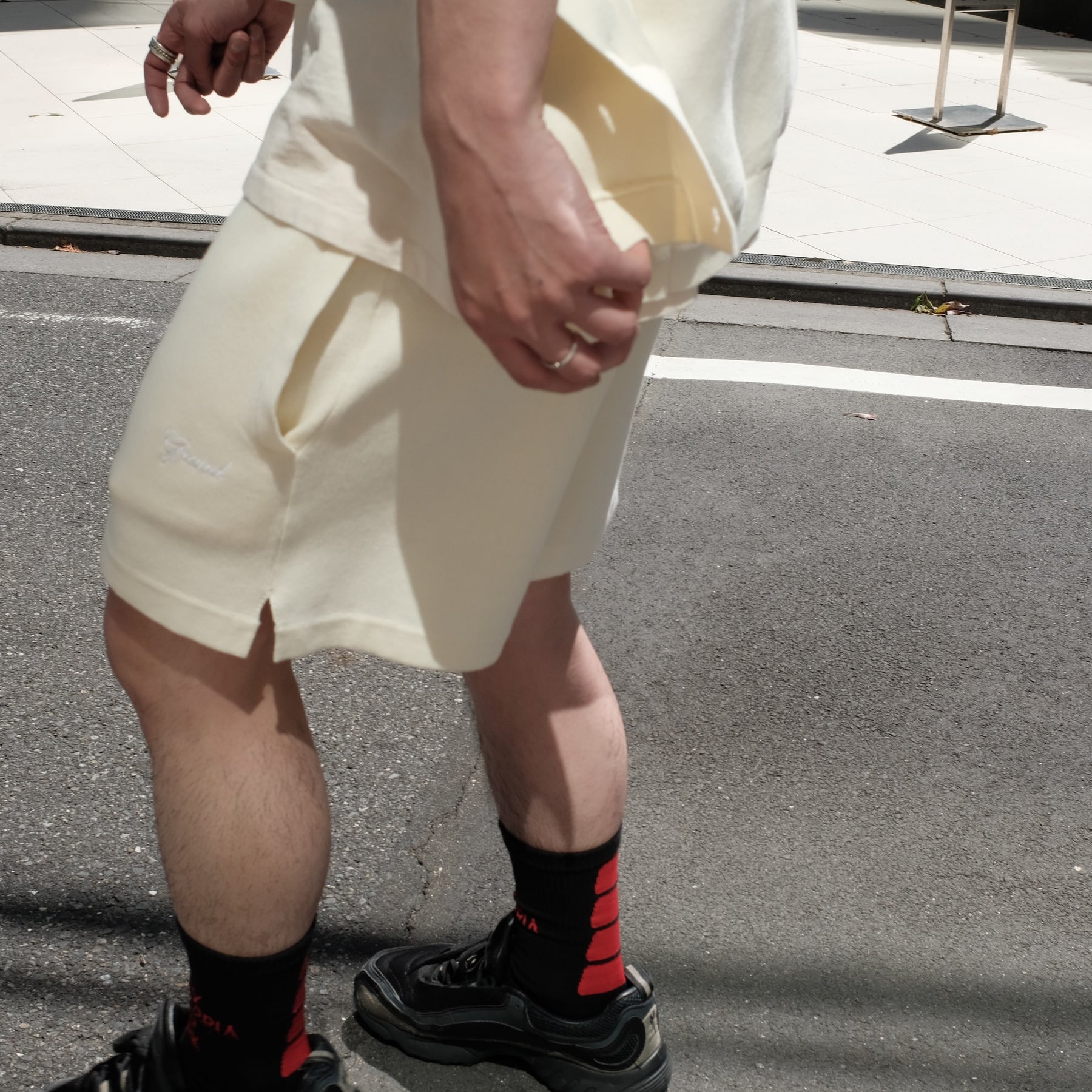 Grand Collection / KNIT SHORT CREAM