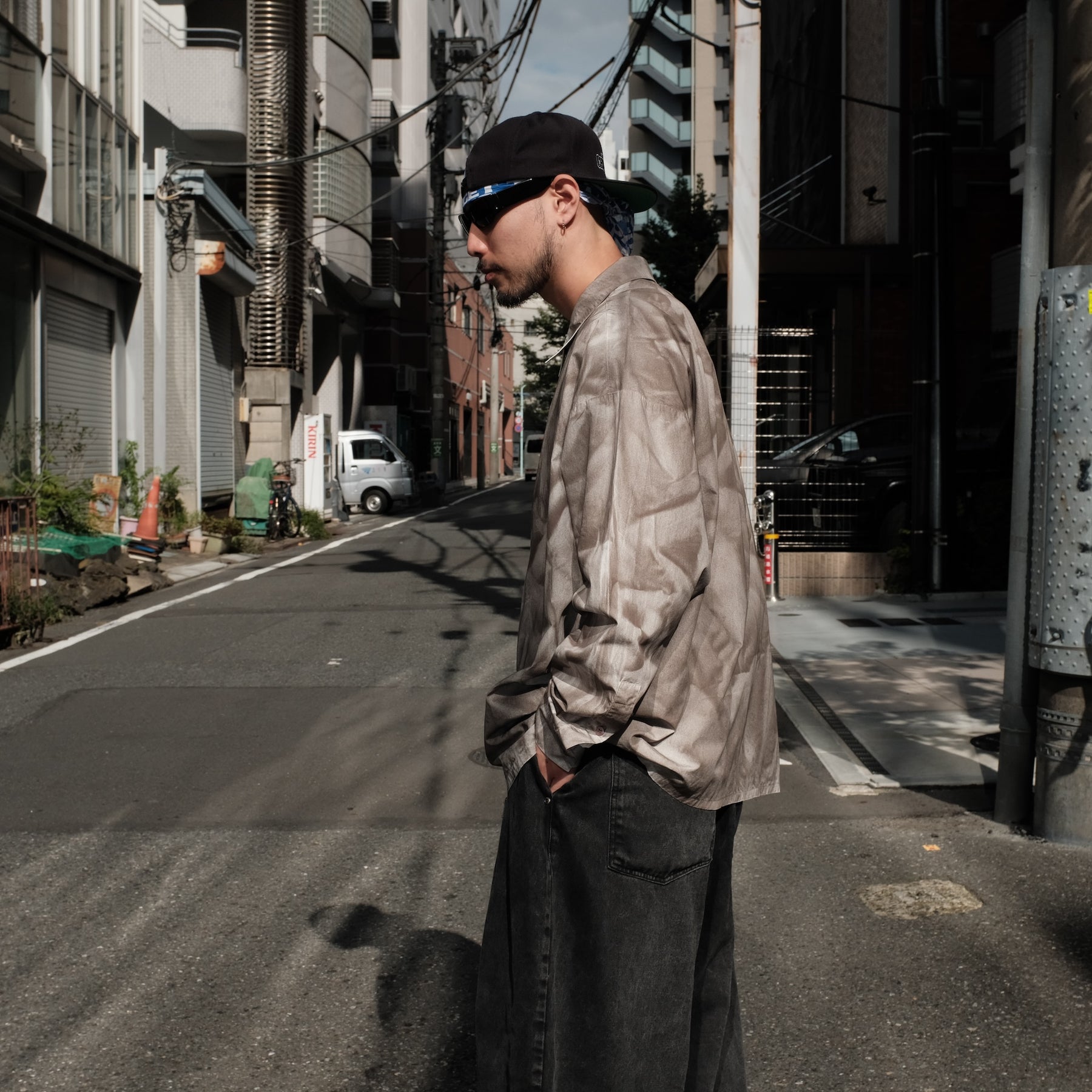 INTODUSK / MARBLED SHIRT SAND