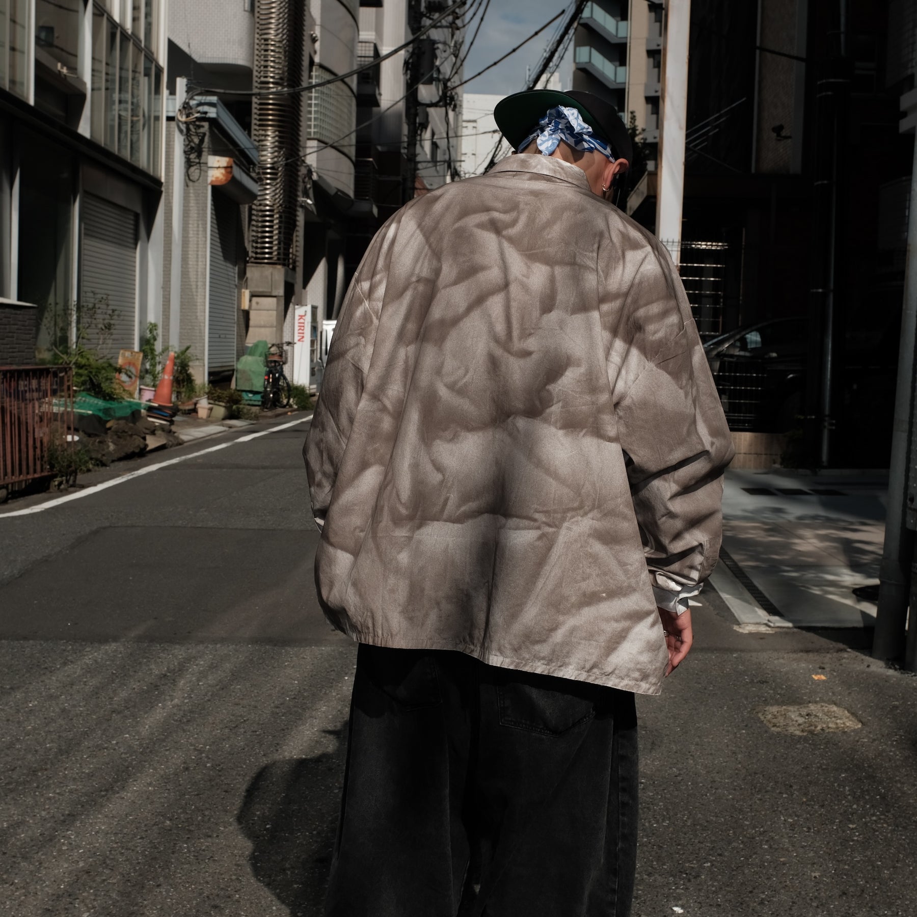 INTODUSK / MARBLED SHIRT SAND