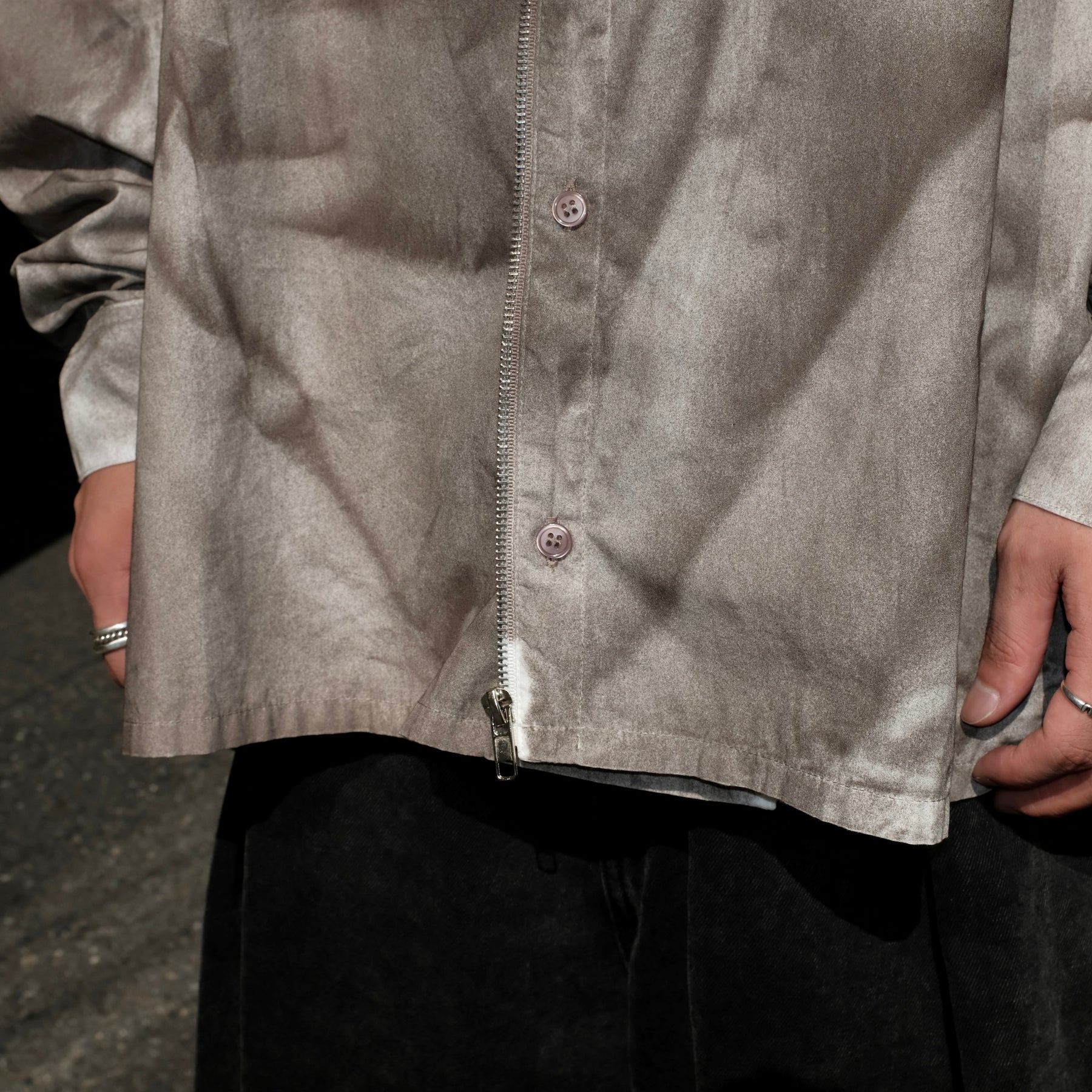 INTODUSK / MARBLED SHIRT SAND