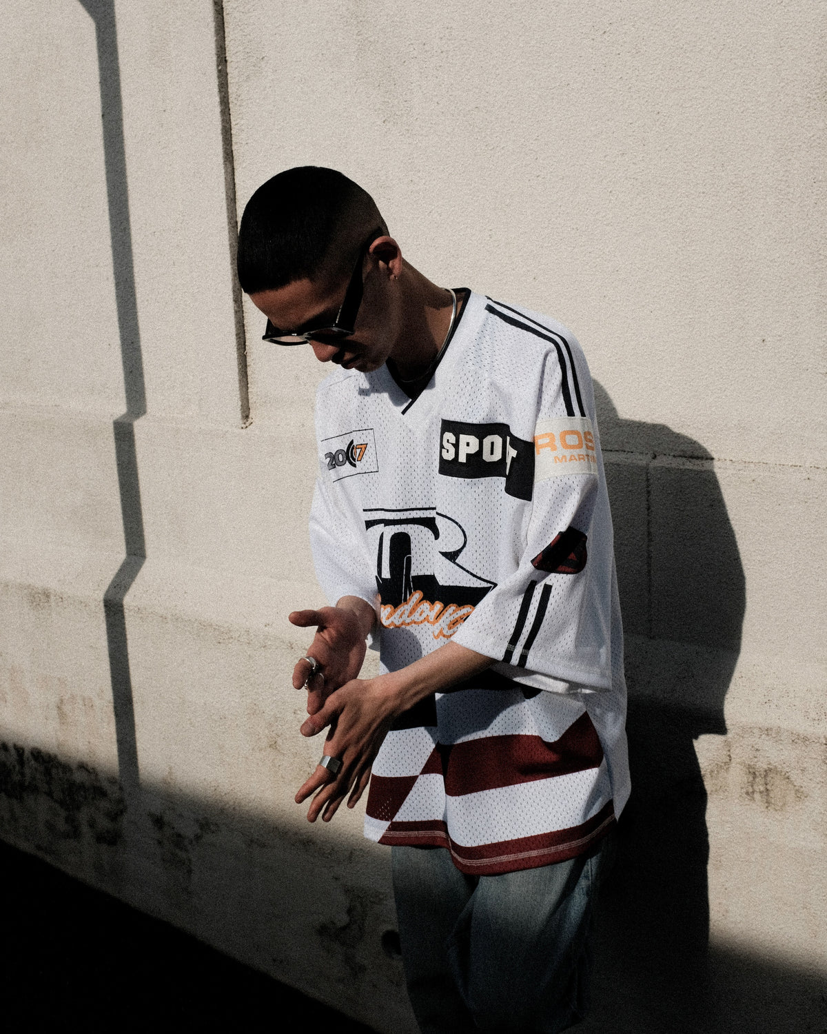 Martine Rose / OVERSIZED HOCKEY TOP WHITE NAVY