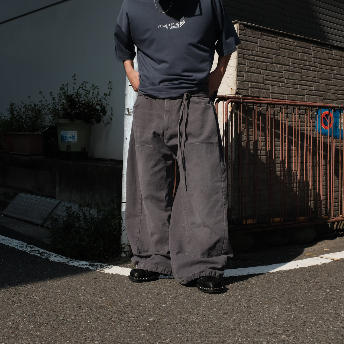 TENDER PERSON / DOUBLE KNEES BAGGY PANTS GRAY