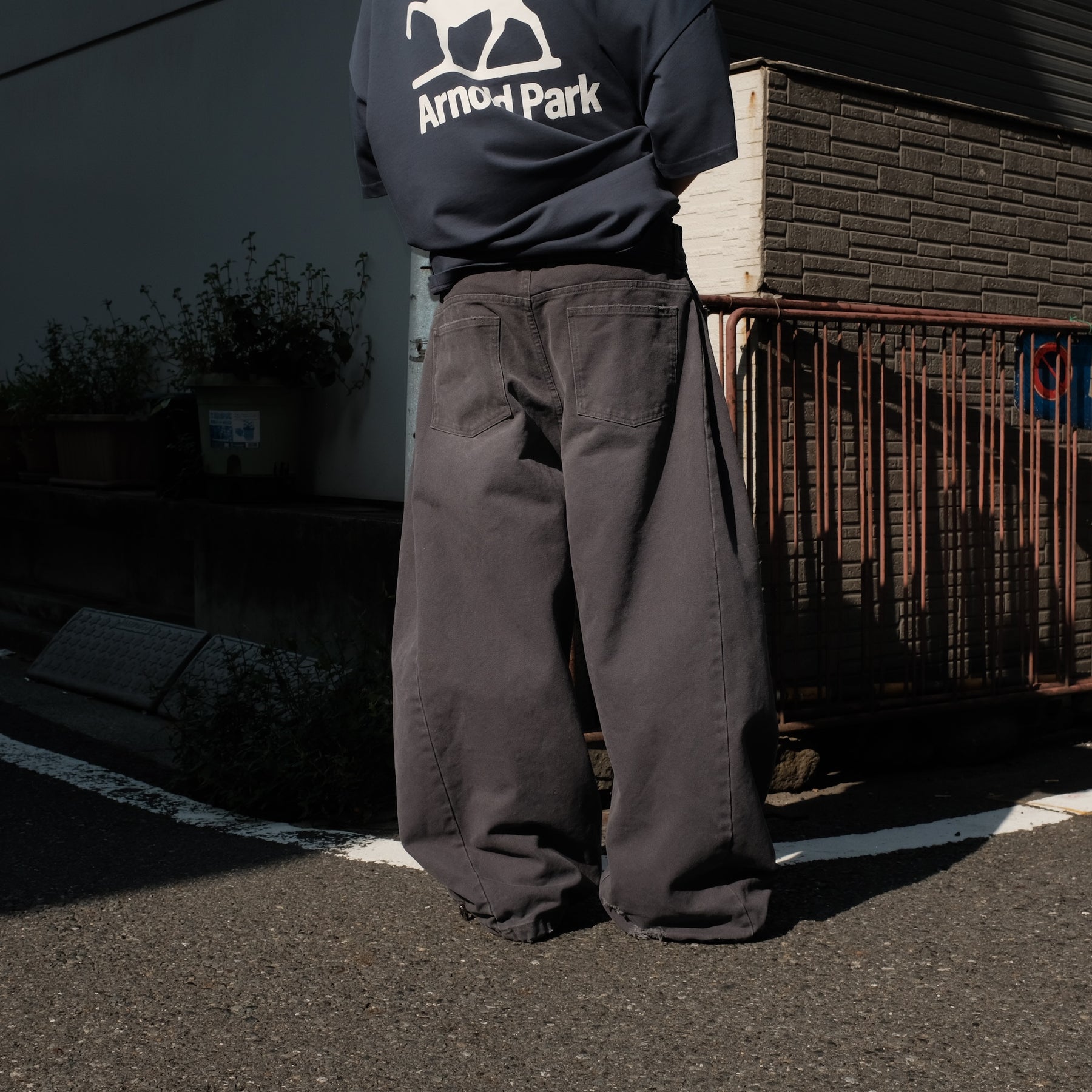 TENDER PERSON / DOUBLE KNEES BAGGY PANTS GRAY