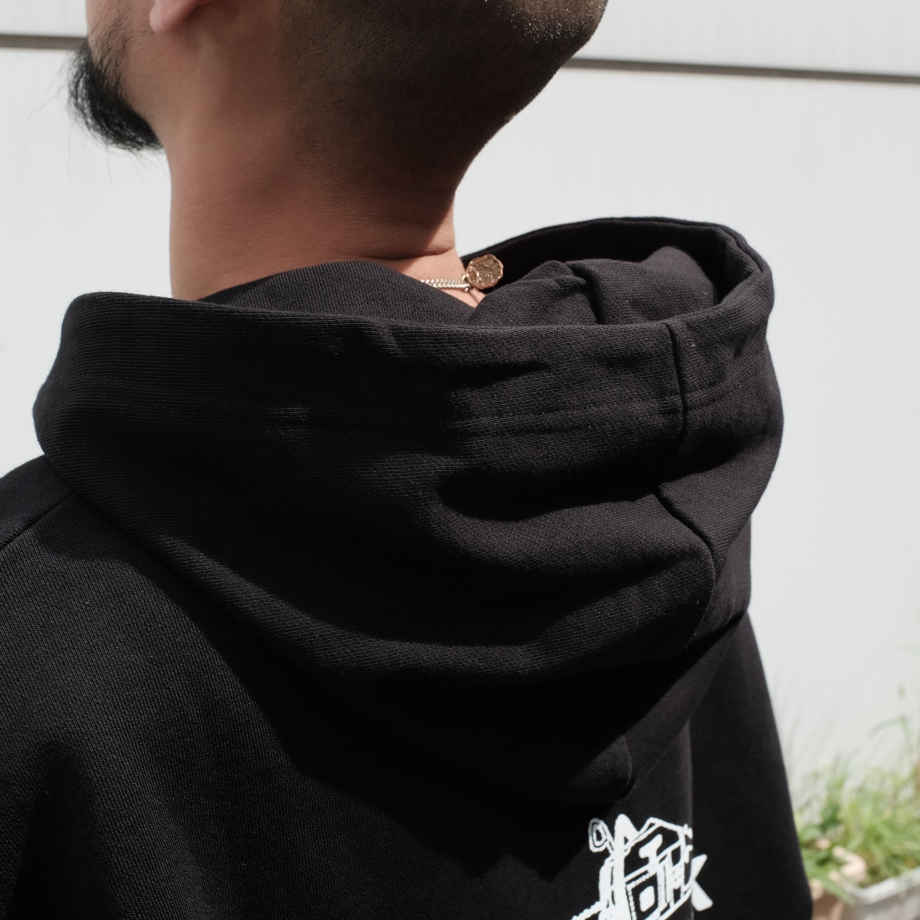 <span style="color: #f50b0b;">Last One</span> ARNOLD PARK STUDIOS / CHAINSAW LOGO ZIP HOODIE BLACK