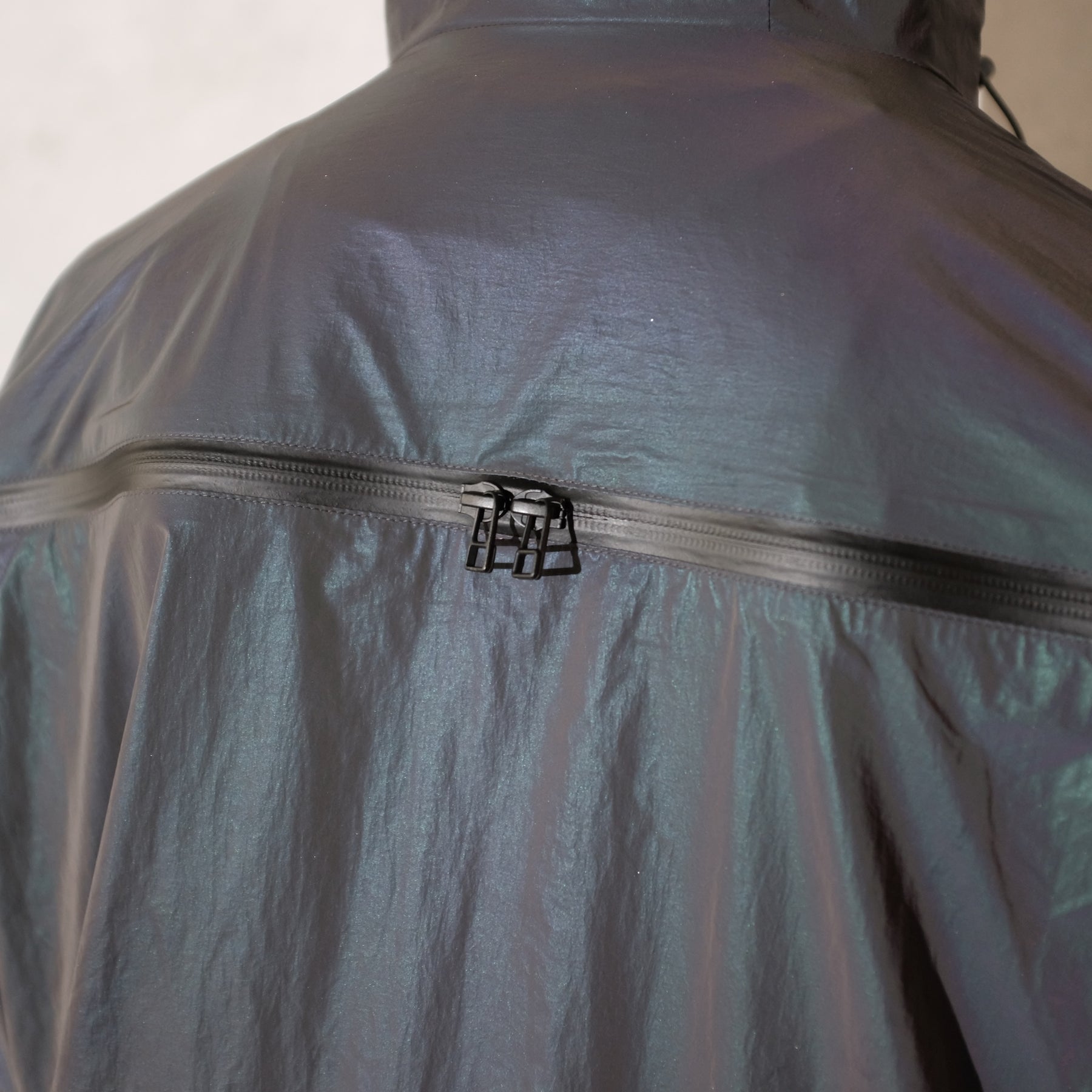 <span style="color: #f50b0b;">Last One</span> ROTOL / VENTILATION SHELL PARKA HOLO REFLECTIVE