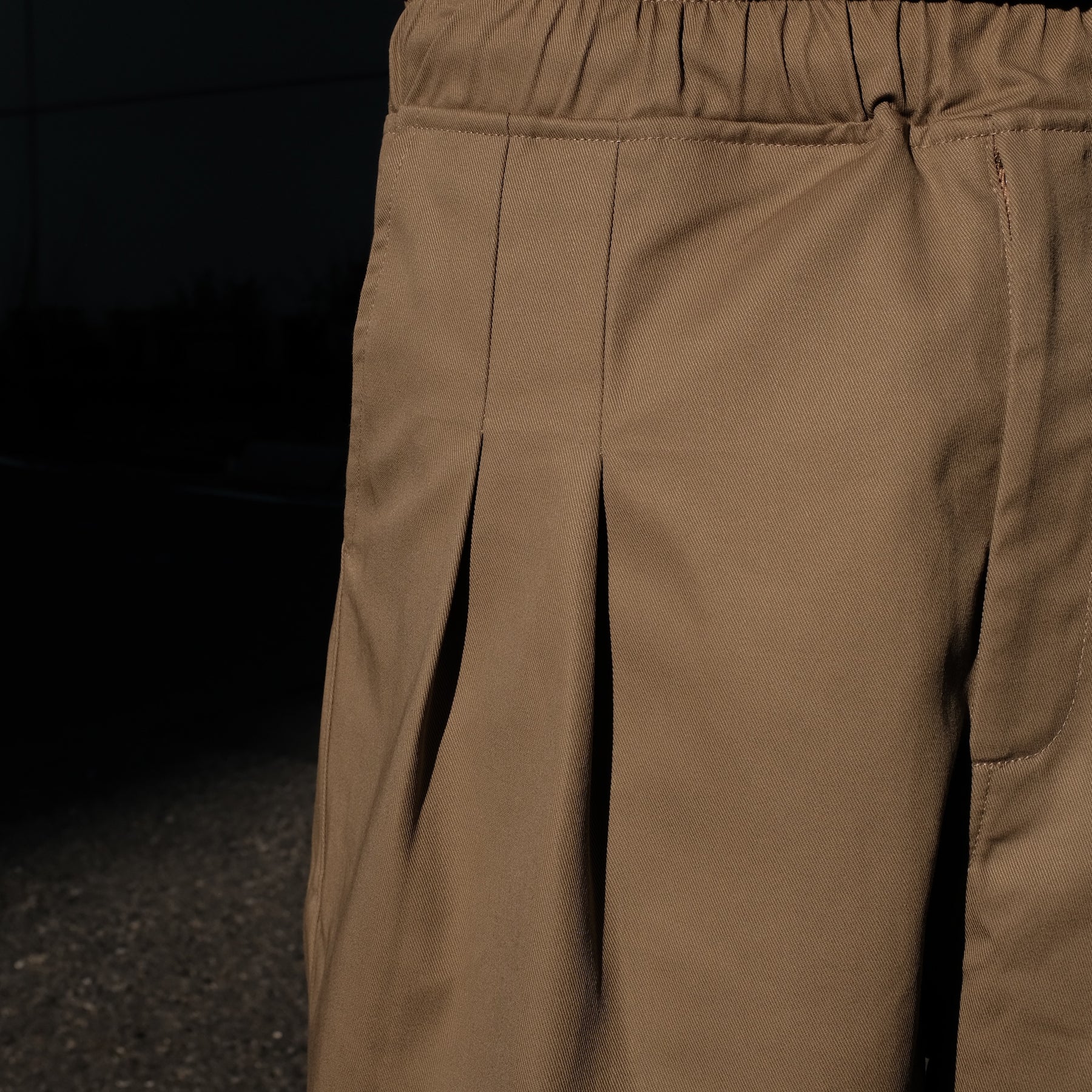 INTODUSK / GATHER DRAWSTRING PANT CHALK