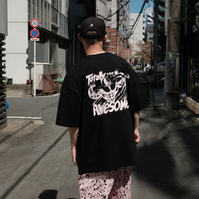 <span style="color: #f50b0b;">Last One</span> Y,IWO / “Totally Awesome” Pocket Tee BLACK