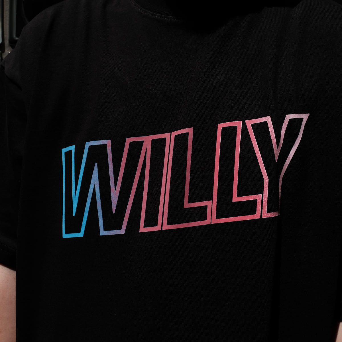 WILLY CHAVARRIA / WILLY GRADIENT LOGO T WILLY BLACK