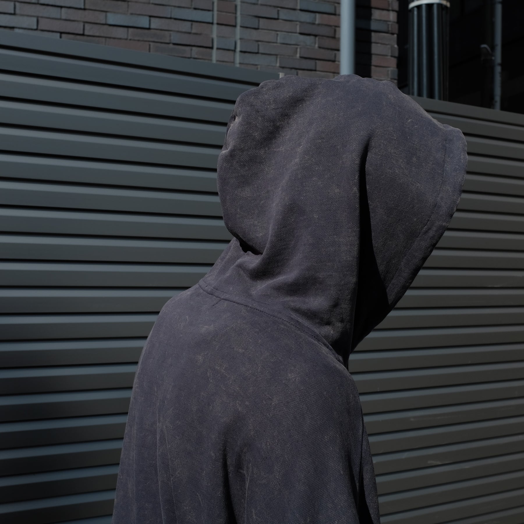 INTODUSK / SWAMP HOODIE WASHED NAVY