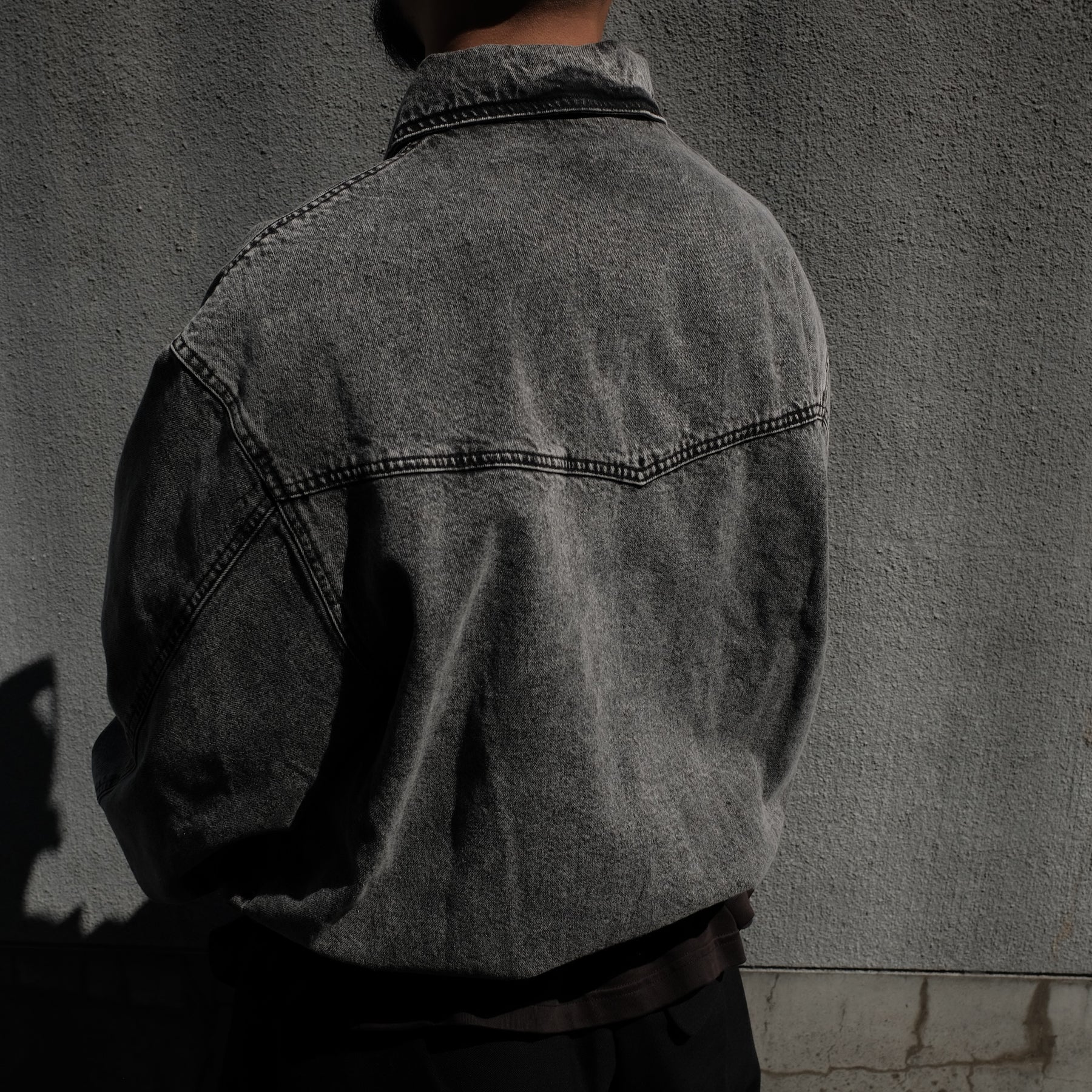 INTODUSK / DENIM BUSINESS JACKET BLACK WASH ORGANIC