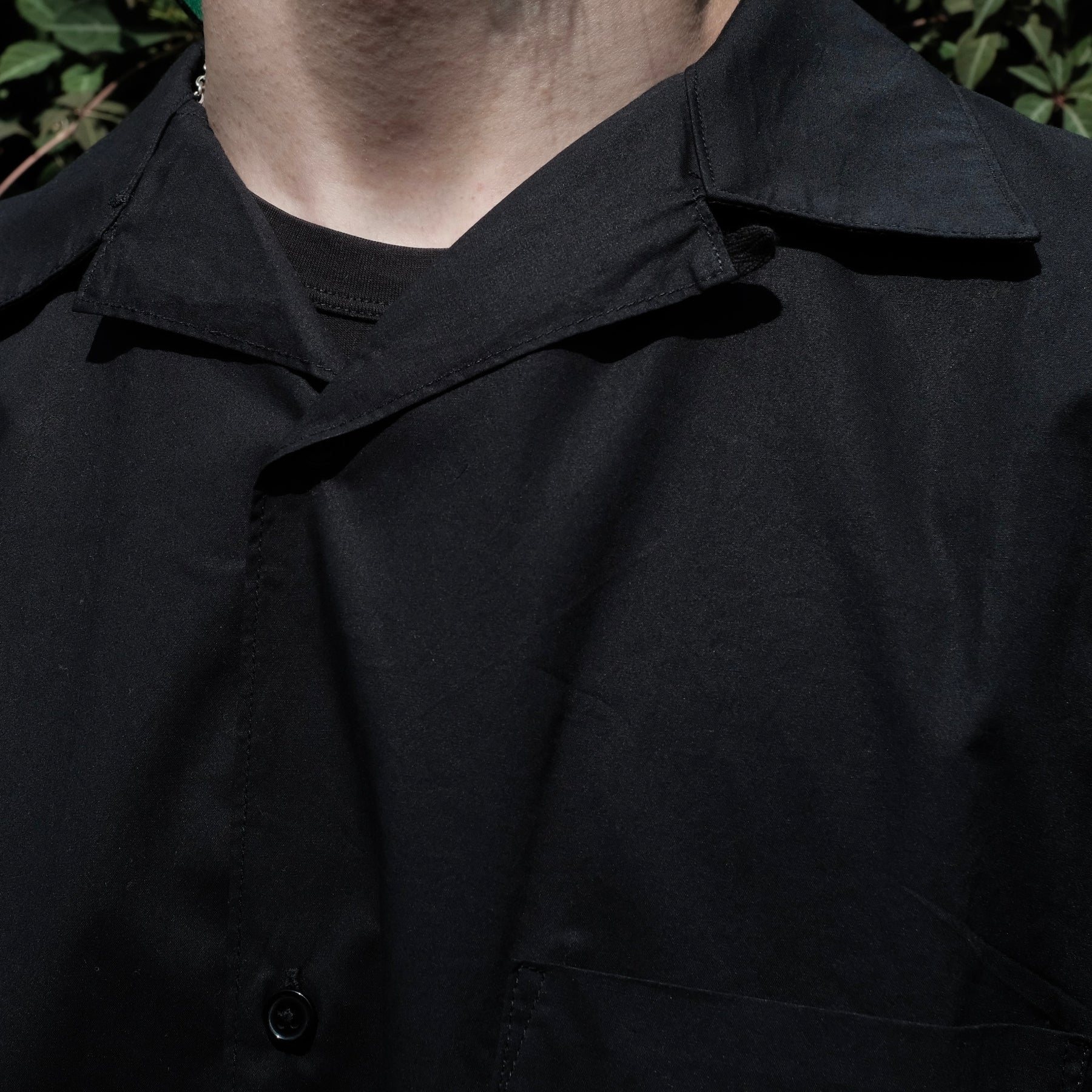 WILLY CHAVARRIA / OPEN COLLARED SHIRT BLACK